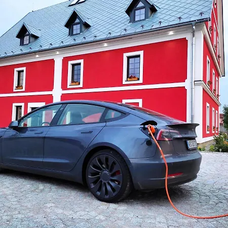 בית הארחה Liptovsky Mlyn 3*